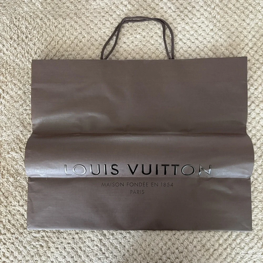 Louis Vuitton Paper Shopping/Gift Bag Classic Brown 19x16x9
